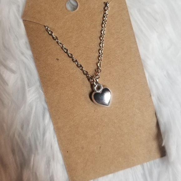 Valentine's Day Heart Necklace - Picture 1 of 14